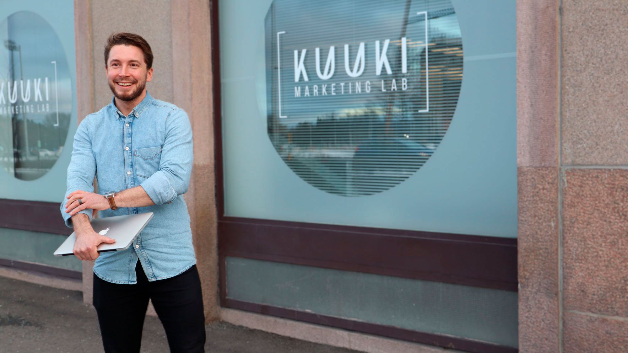 Kirjoittaja on Kuuki Techin kaupallinen johtaja Ville Rantanen, joka suhtautuu teknologian mahdollisuuksiin ja tulevaisuuteen uteliaasti.